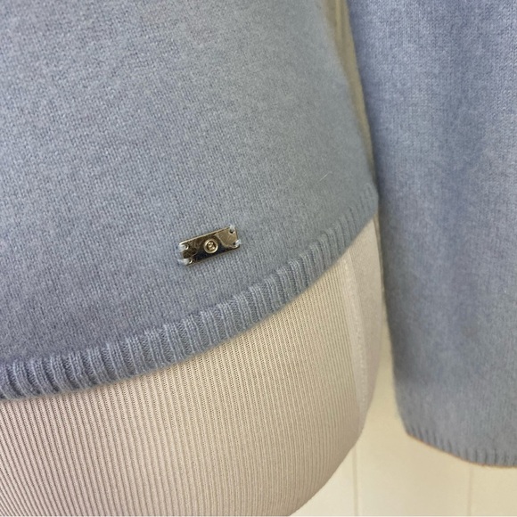 Bogner Light Blue V Neck 100% Cashmere Sweater Women’s Fitted Size 10 - Picture 3 of 12